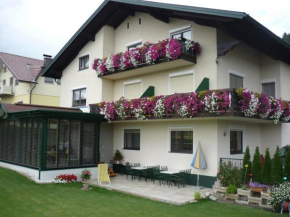Landhaus Lassnig, Moosburg in Kärnten, Österreich